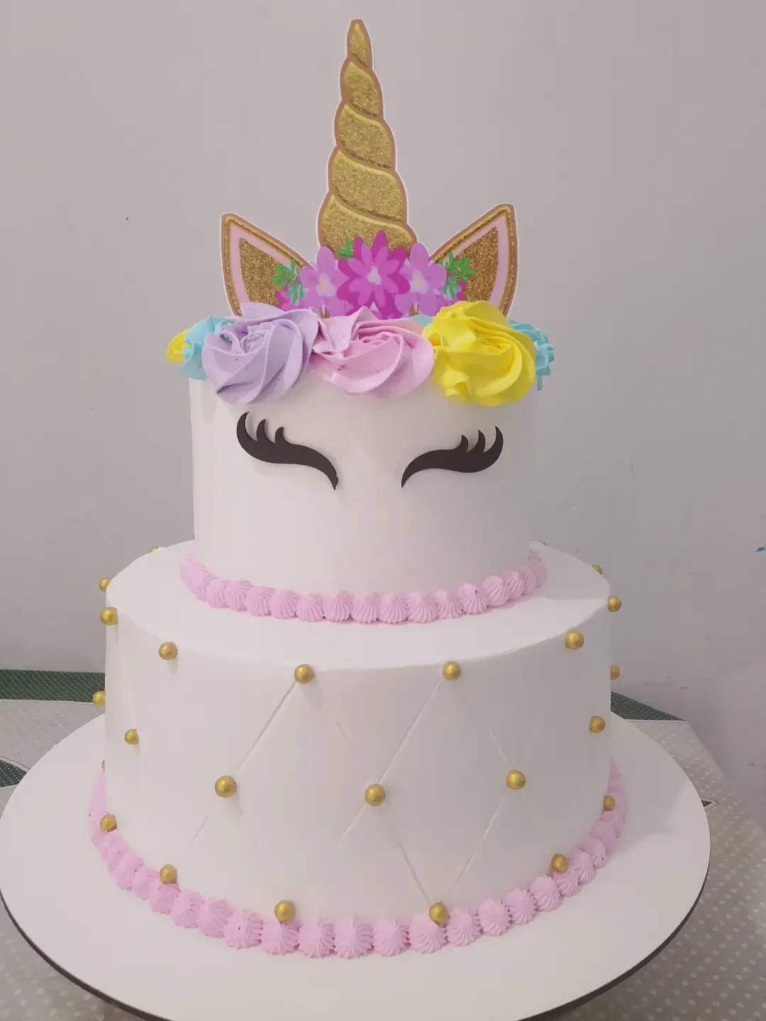 Bolo de unicórnio — publicação de Flávia | Confeitaria Artesanal